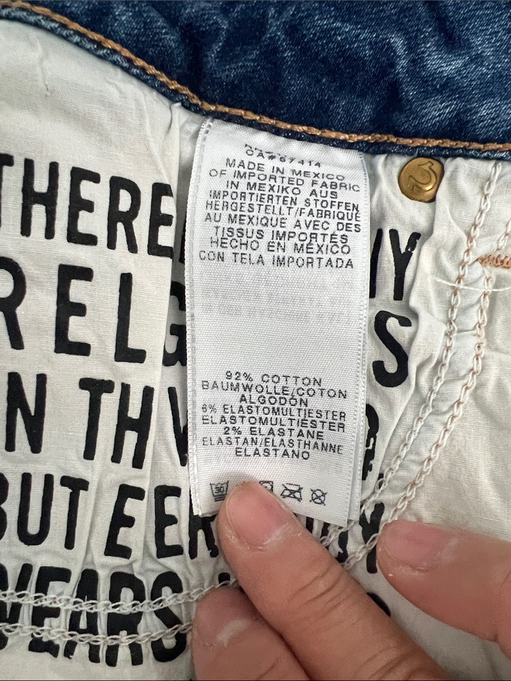 True Religion - Picture 6 of 6